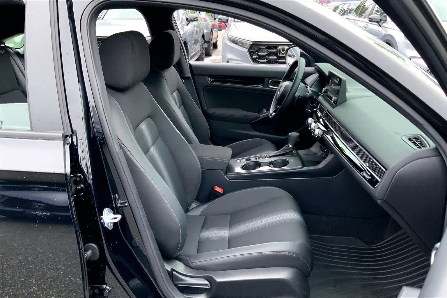 Used 2025 Honda Civic Sport image 8
