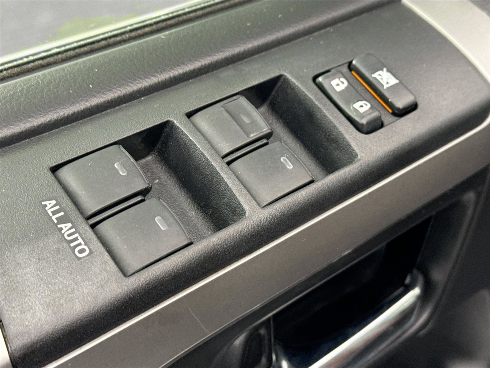 Used 2016 Toyota 4Runner Limited image 29