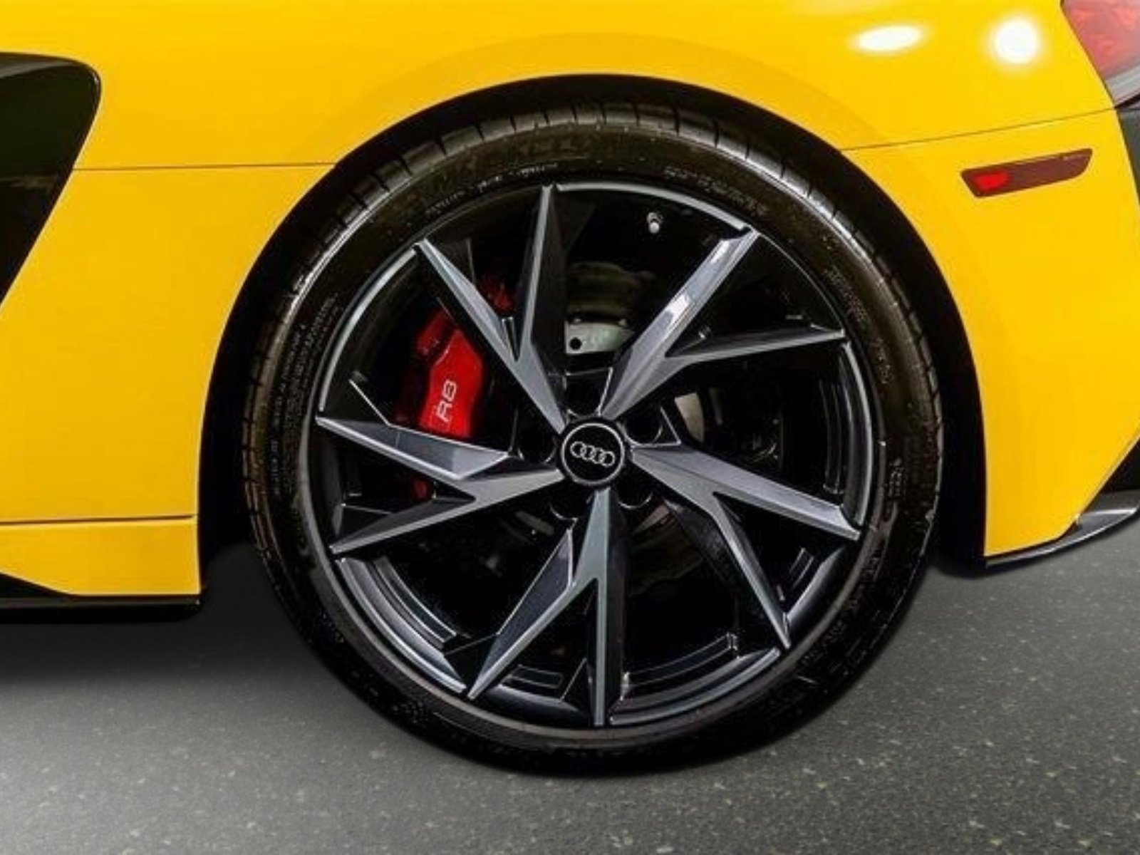 Used 2023 Audi R8 V10 performance image 15