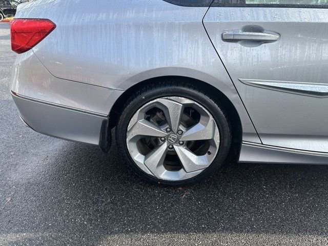 Used 2018 Honda Accord Touring image 20