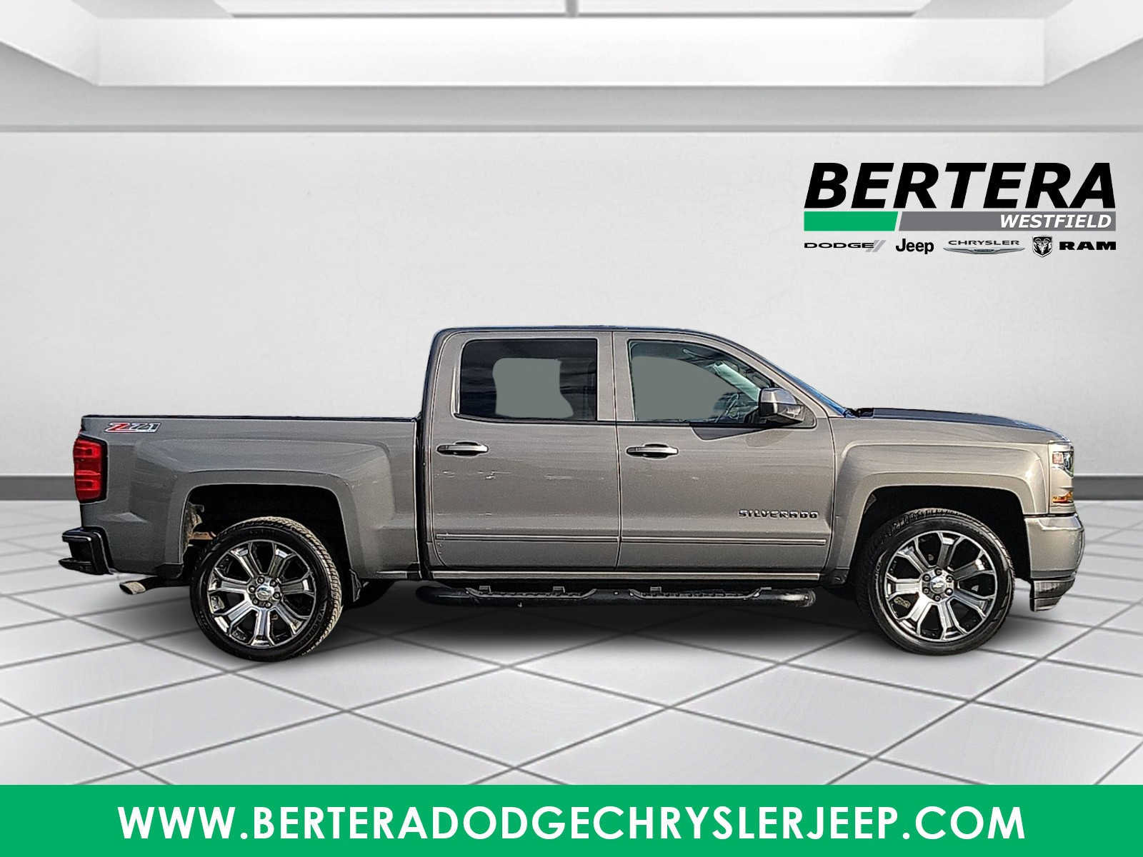 Used 2017 Chevrolet Silverado 1500 LT w/ All Star Edition AWD/4WD image 7