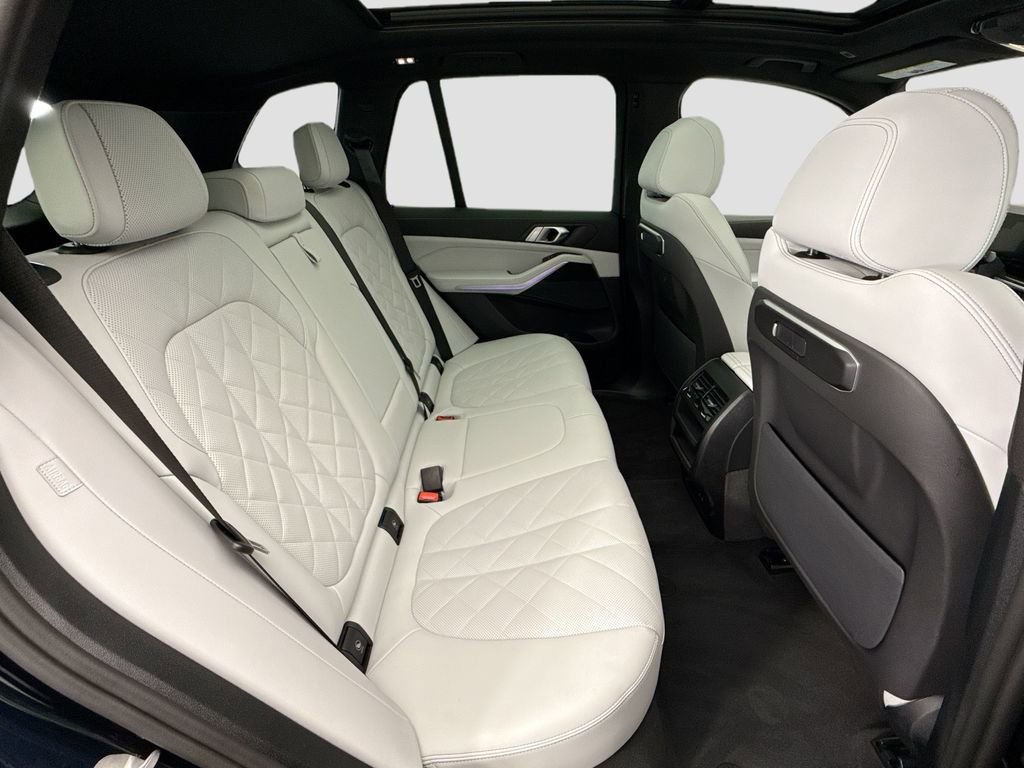 Certified 2026 BMW X5 sDrive40i w/ M Sport Package image 21
