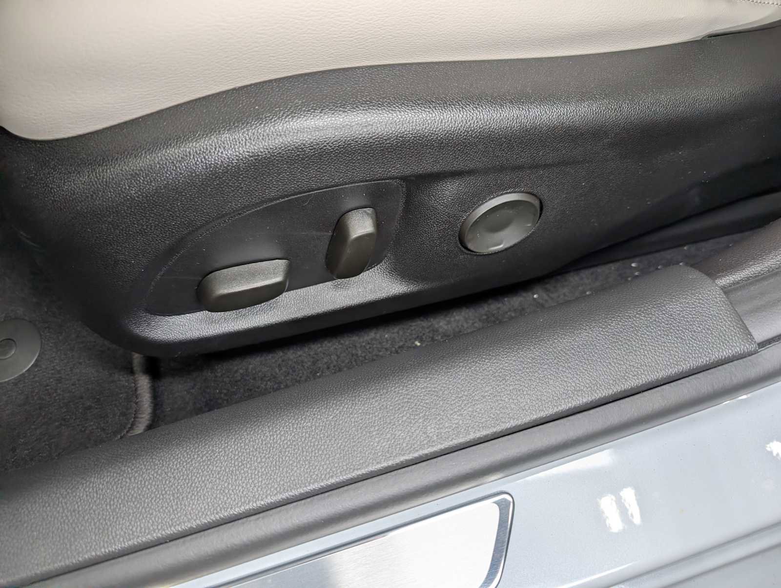 New 2026 Cadillac CT4 Premium Luxury image 32