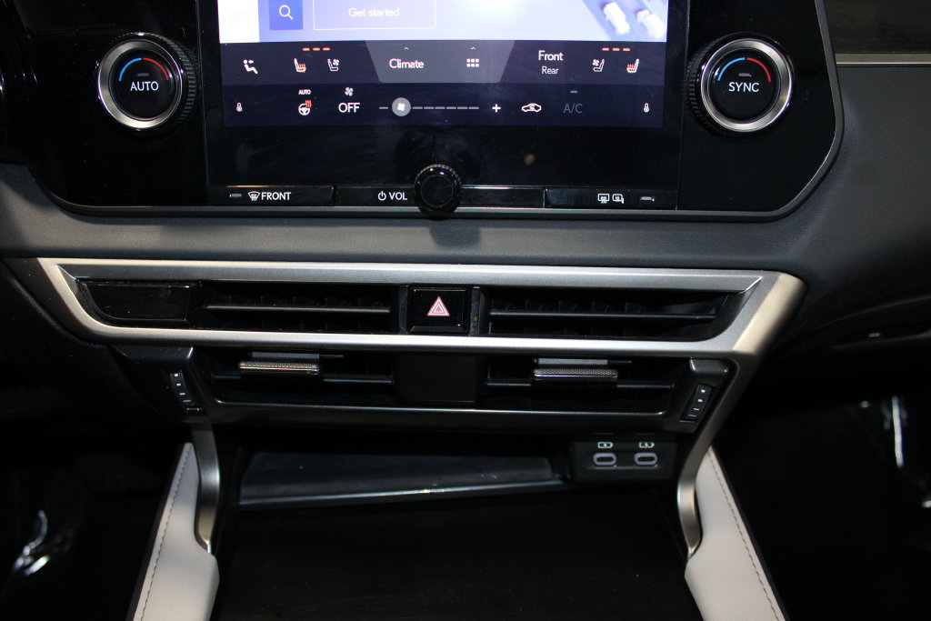 Used 2023 Lexus RX 350 Premium w/ Cold Area Package AWD/4WD image 16