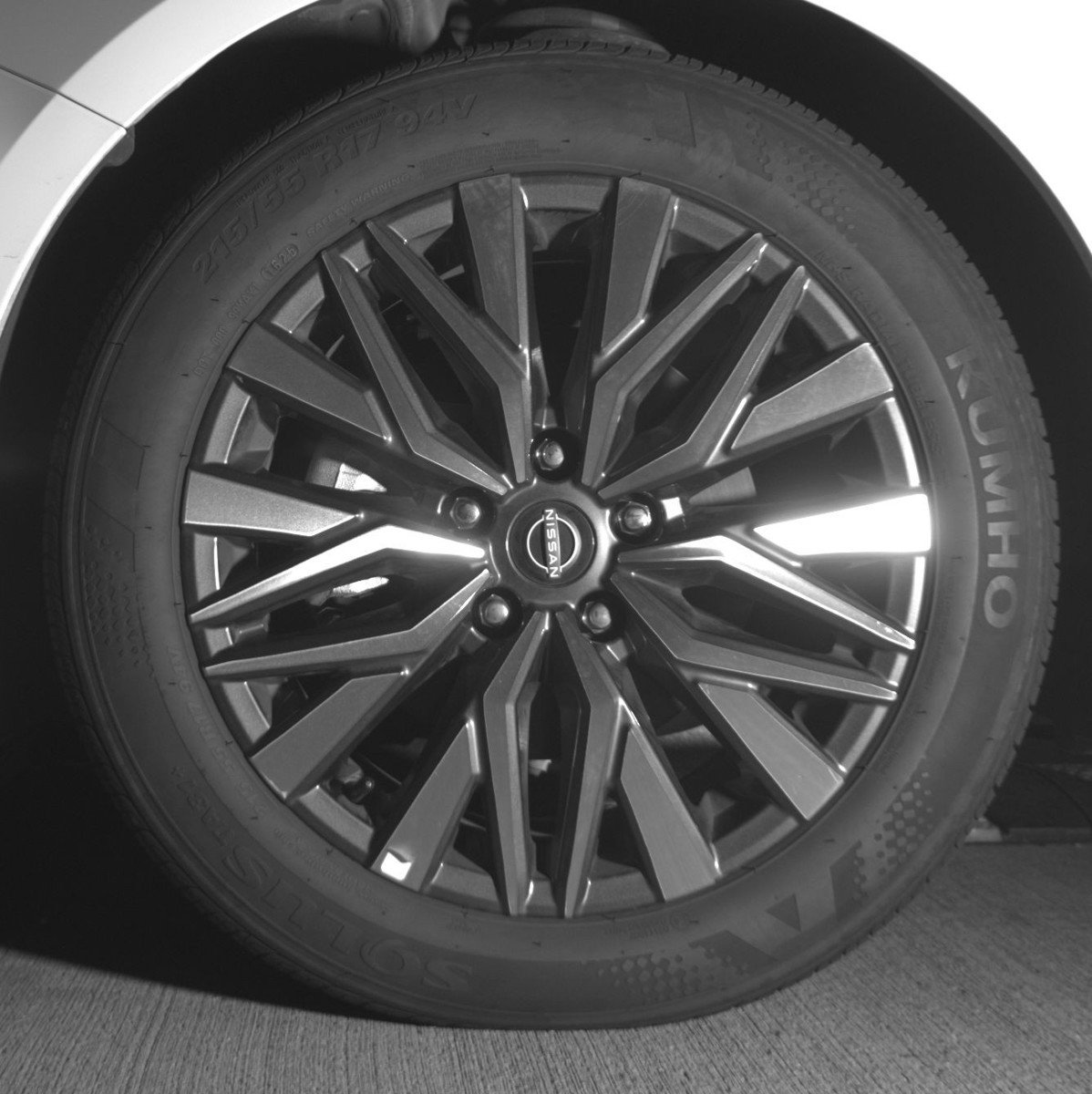 Used 2025 Nissan Altima 2.5 SV image 12