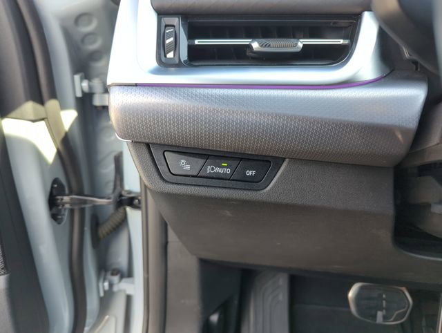 Used 2025 BMW X2 xDrive28i image 19