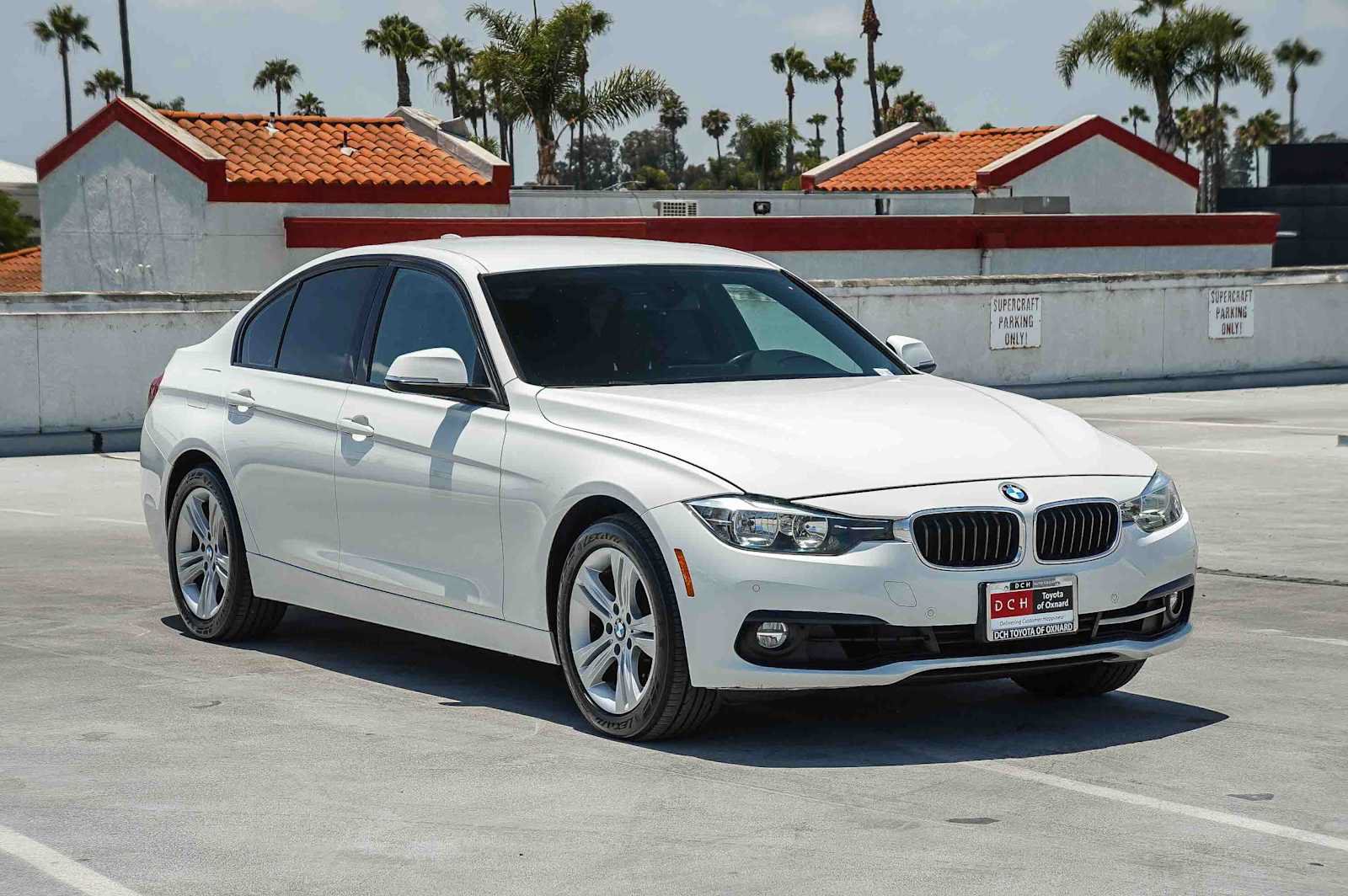 Used 2016 BMW 328i Sedan RWD image 4