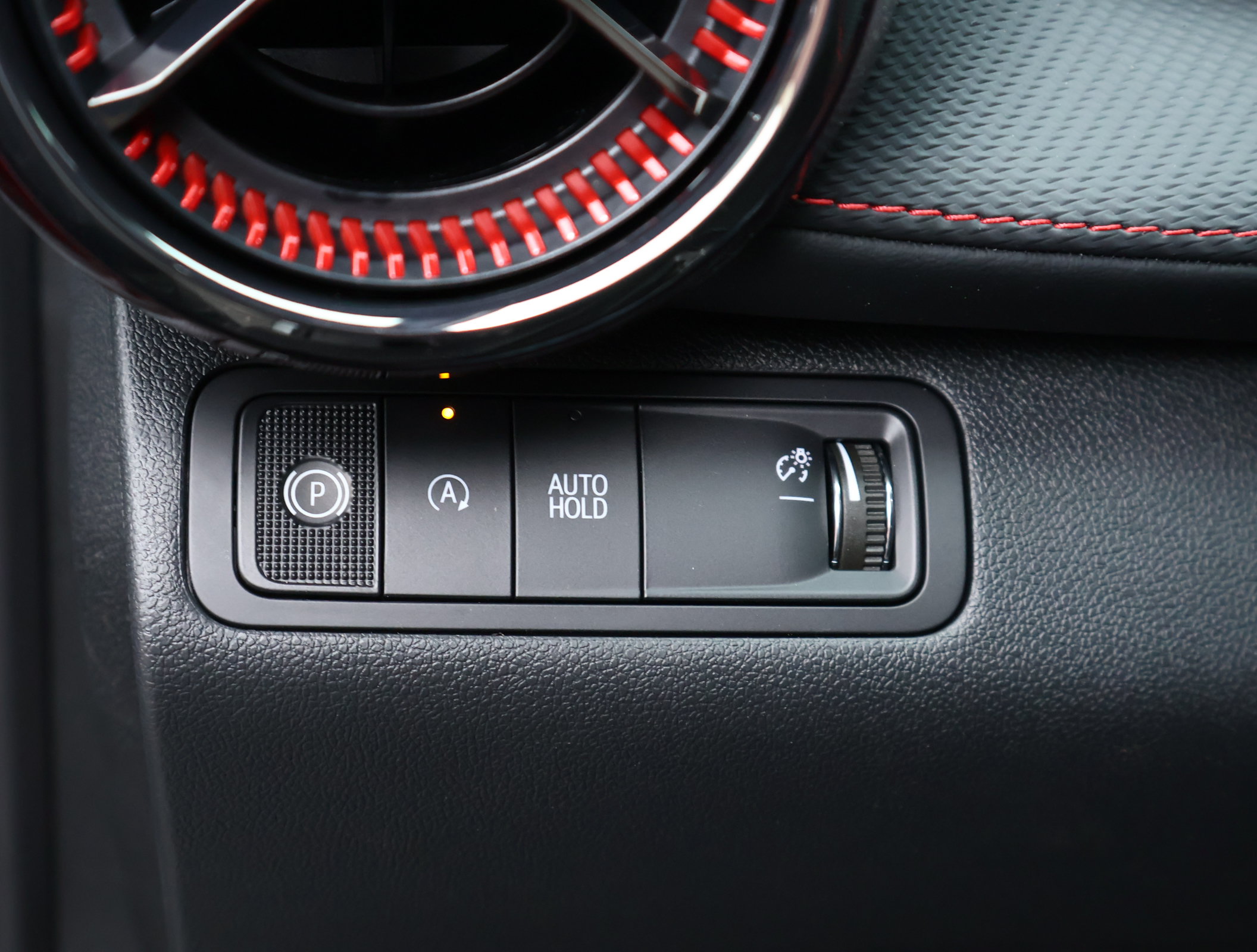 New 2027 Chevrolet Equinox RS w/ Safety and Technology Package FWD image 12