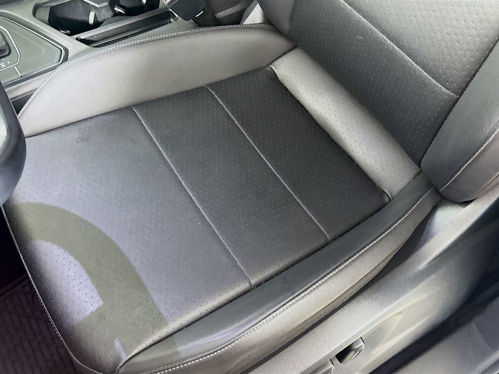 Used 2020 Volkswagen Tiguan SE R-Line image 14