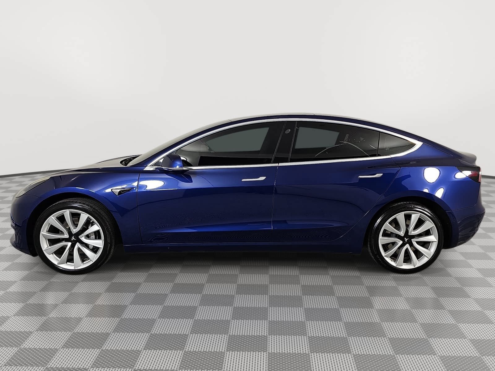 Used 2019 Tesla Model 3 Standard Range Plus RWD image 5