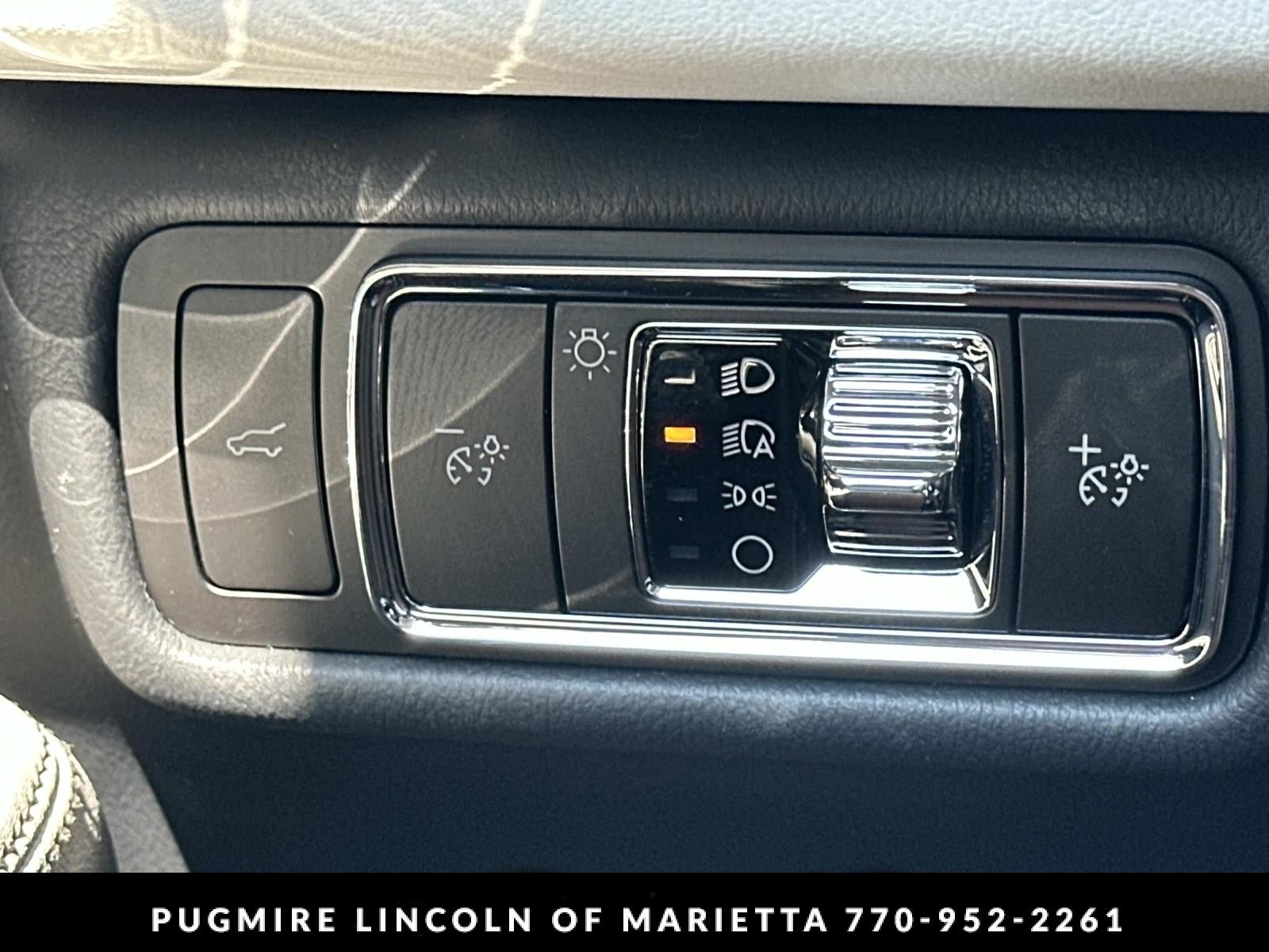 New 2026 Lincoln Aviator 2WD image 32