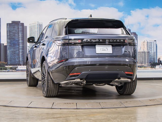 New 2026 Land Rover Range Rover Velar Dynamic SE image 9