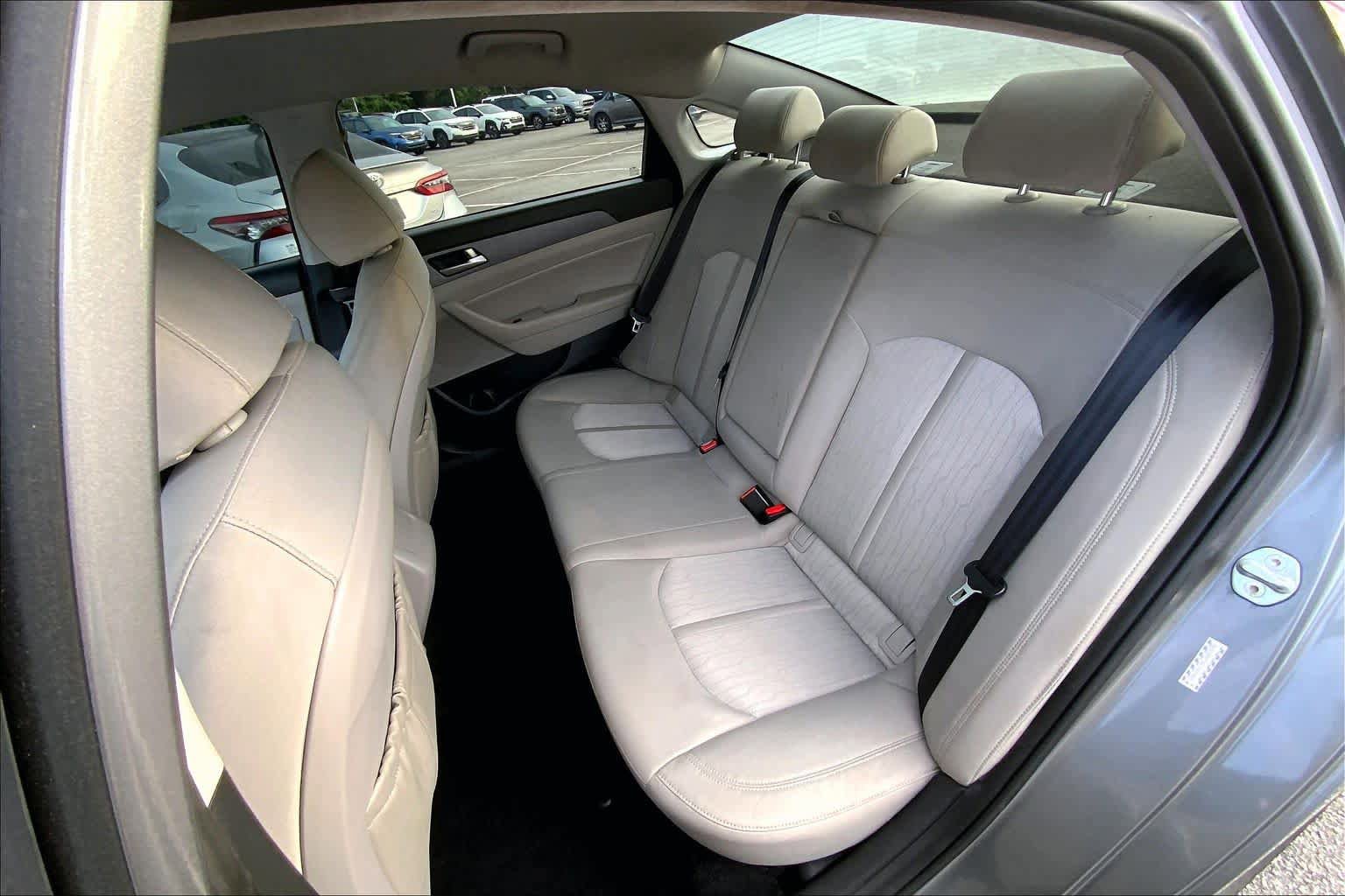 Used 2018 Hyundai Sonata SE FWD image 20