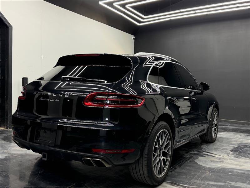 Used 2017 Porsche Macan Turbo AWD/4WD image 6