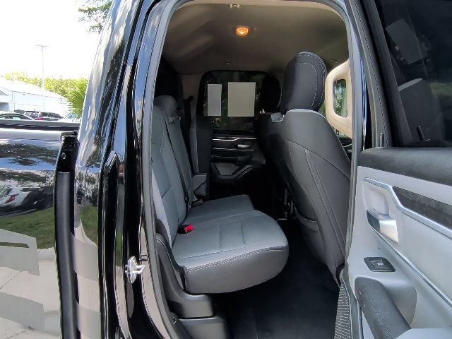 Used 2020 RAM 1500 Big Horn AWD/4WD image 18