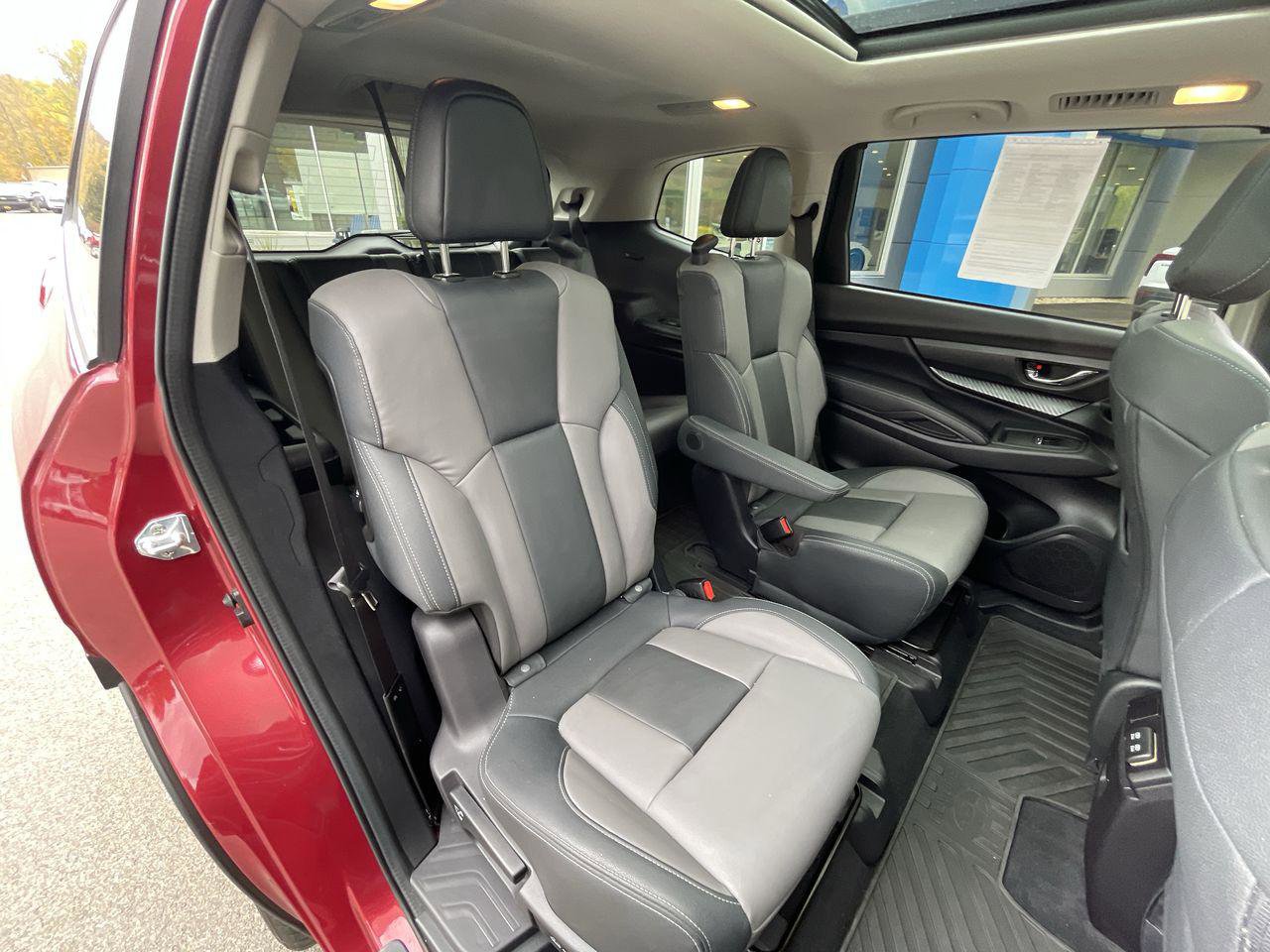 Used 2022 Subaru Ascent Onyx Edition image 27