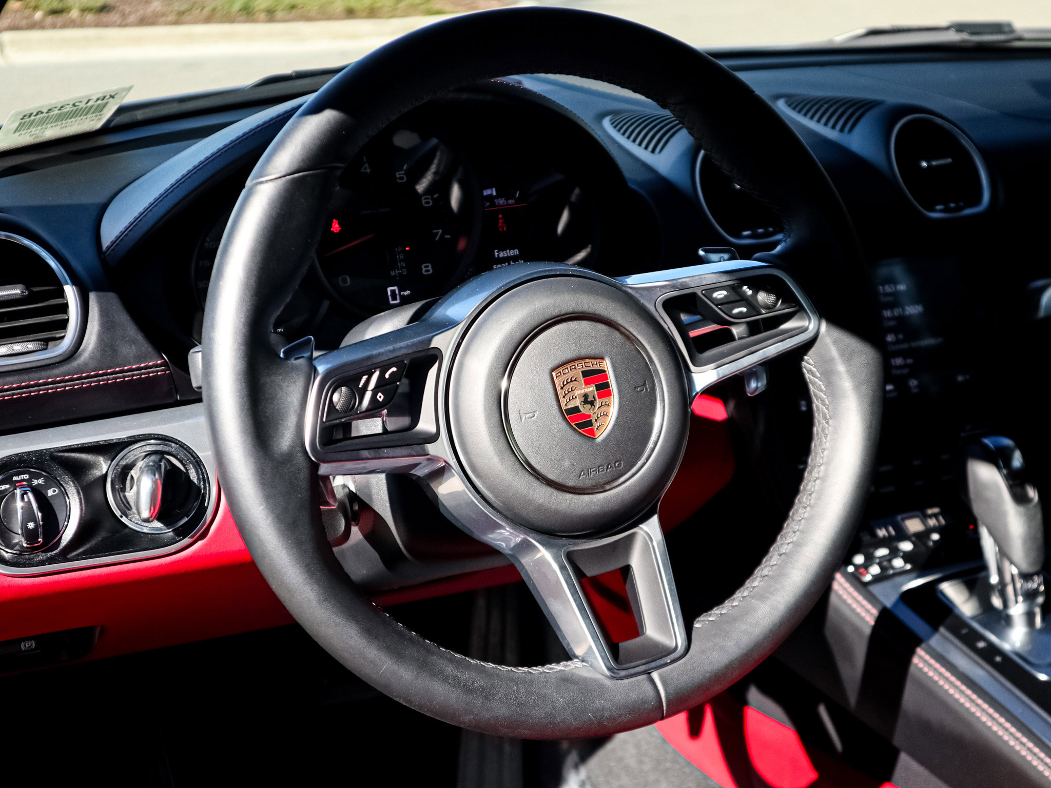 Used 2025 Porsche 718 Cayman image 18