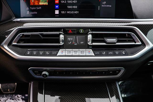 Used 2022 BMW X5 M50i image 20