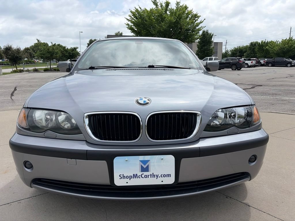 Used 2004 BMW 325i Sedan RWD image 3
