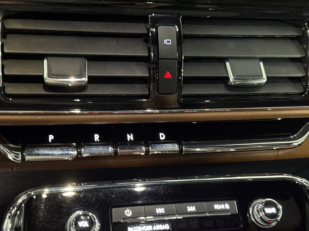 Used 2023 Lincoln Navigator L Reserve AWD/4WD image 18