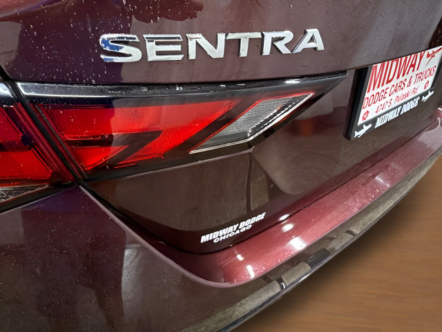 Used 2025 Nissan Sentra SV FWD image 8