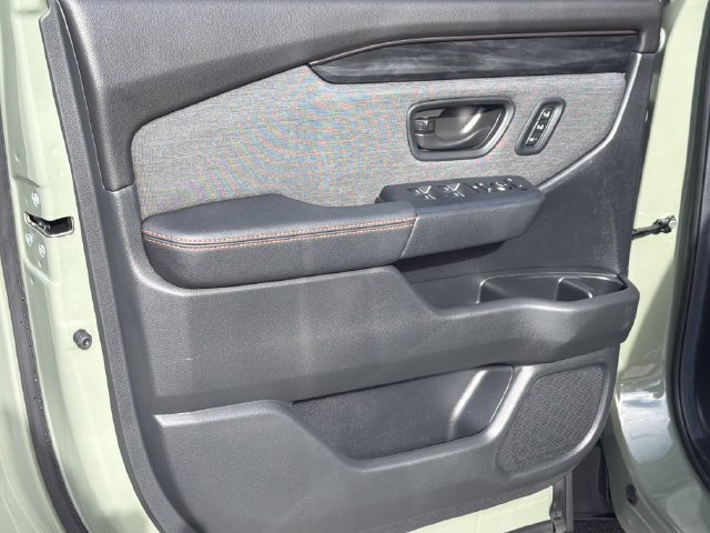 Used 2026 Honda Passport TrailSport image 16