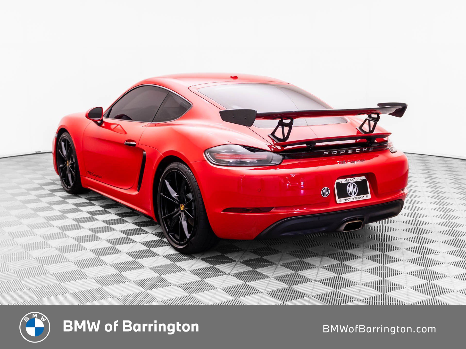 Used 2024 Porsche 718 Cayman RWD image 3