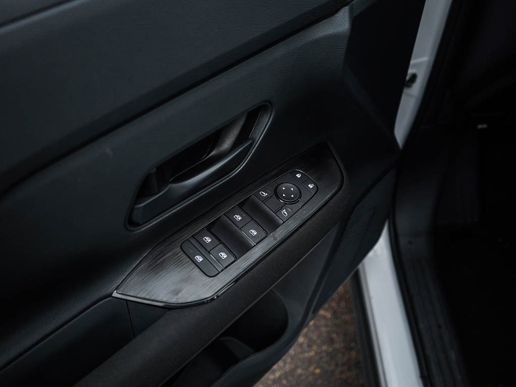 New 2026 Nissan Kicks S FWD image 18