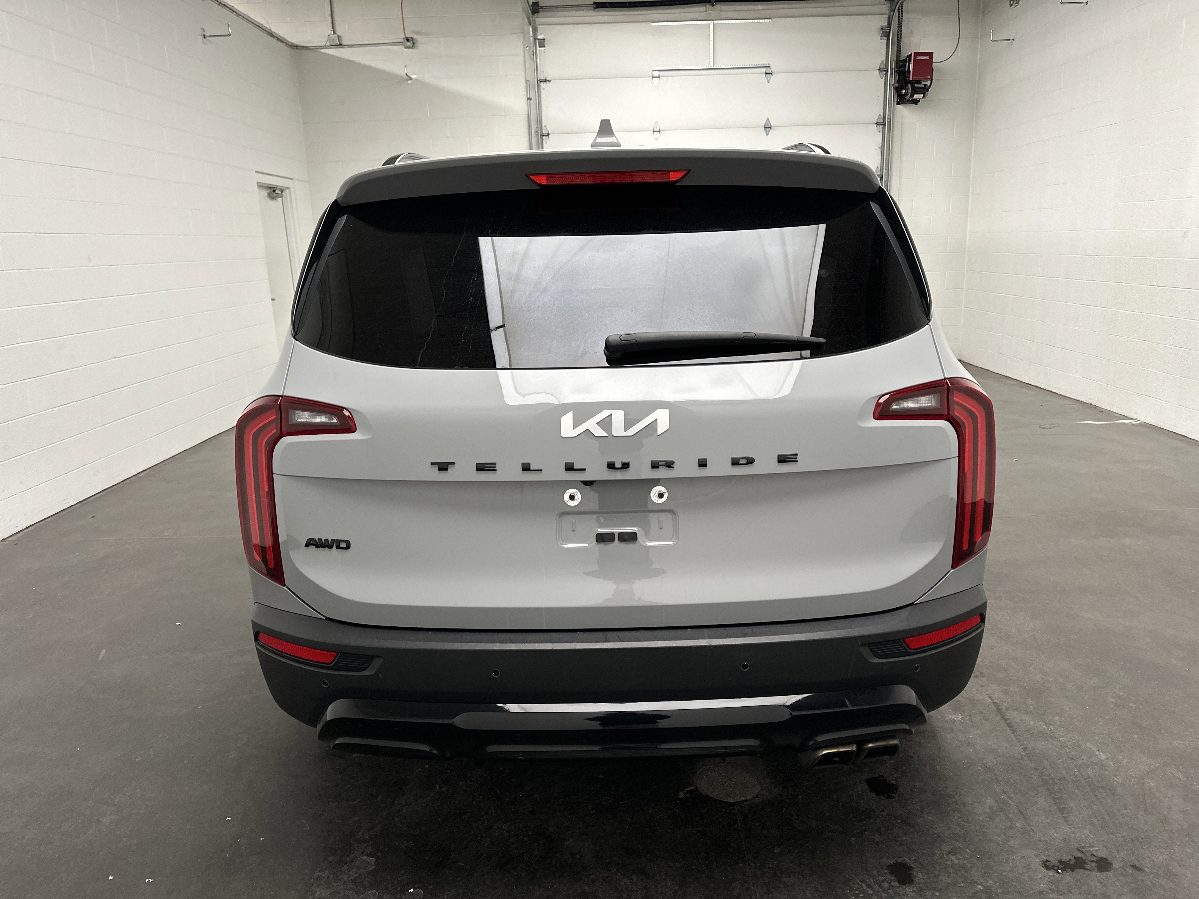 Used 2022 Kia Telluride EX w/ EX Premium Package image 8