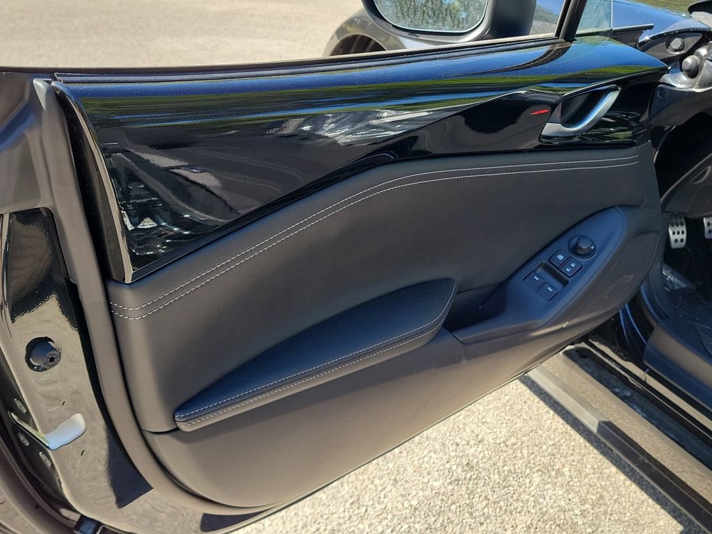 New 2026 MAZDA MX-5 Miata Club w/ Interior Package RWD image 16