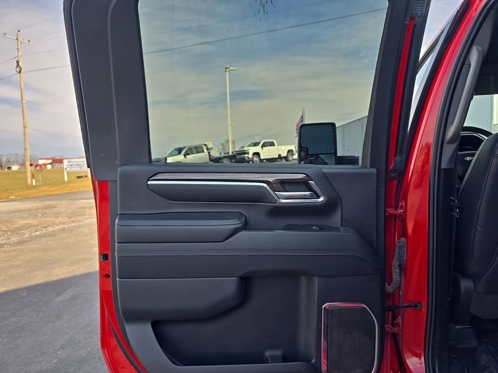 Used 2024 Chevrolet Silverado 3500 LT w/ Convenience Package image 21