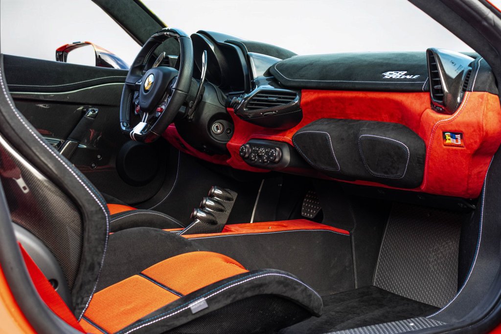 Used 2015 Ferrari 458 Speciale Coupe RWD image 50