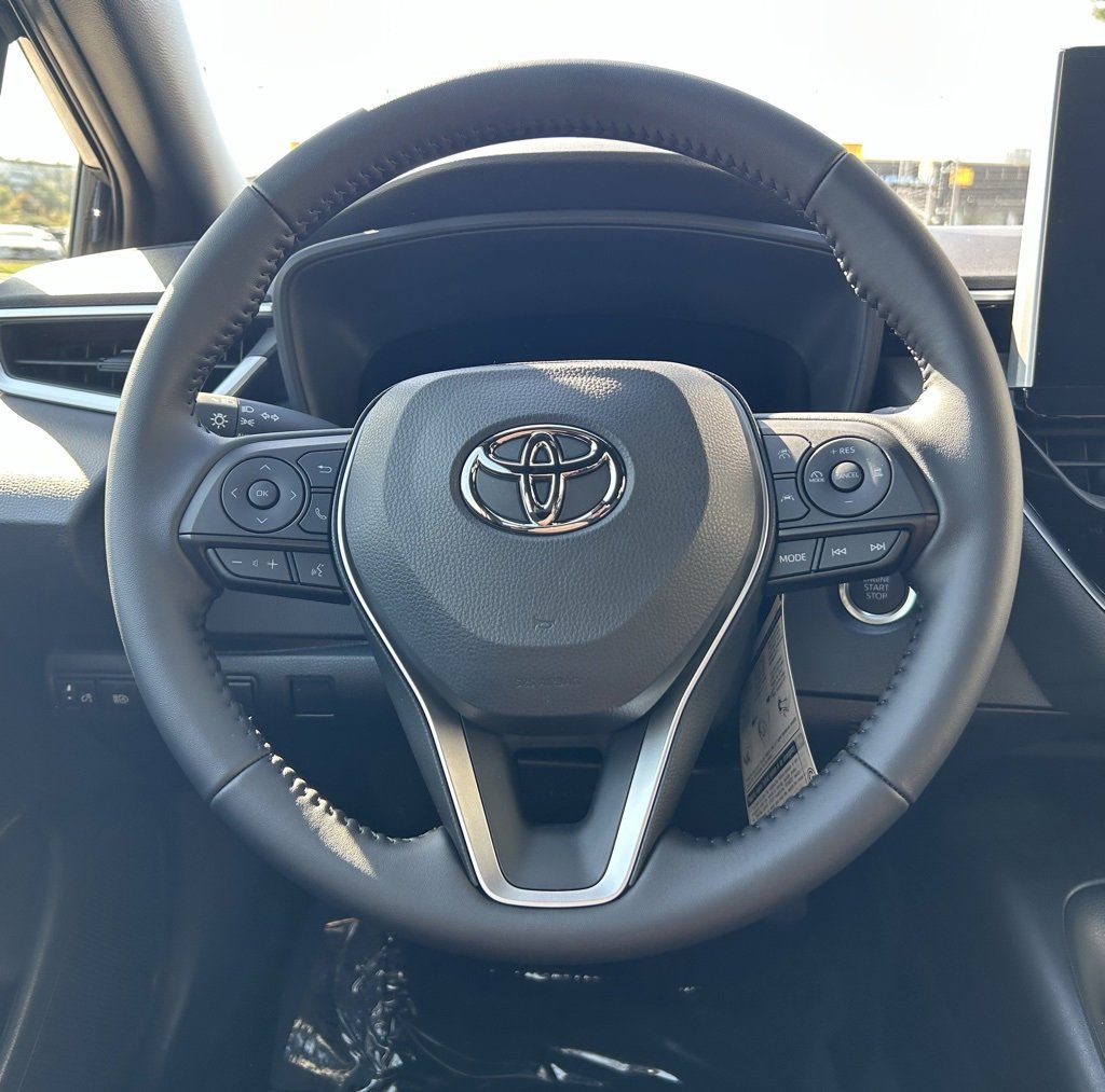 New 2026 Toyota Corolla SE image 18