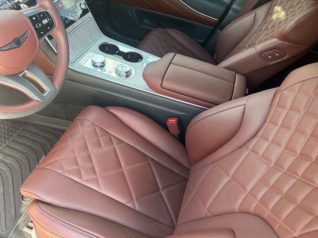 Used 2025 Genesis GV80 3.5T Prestige image 22