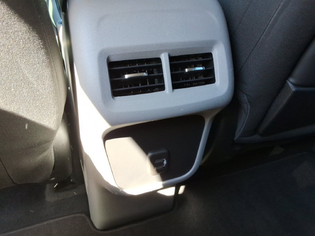Used 2020 GMC Terrain SLE FWD image 19