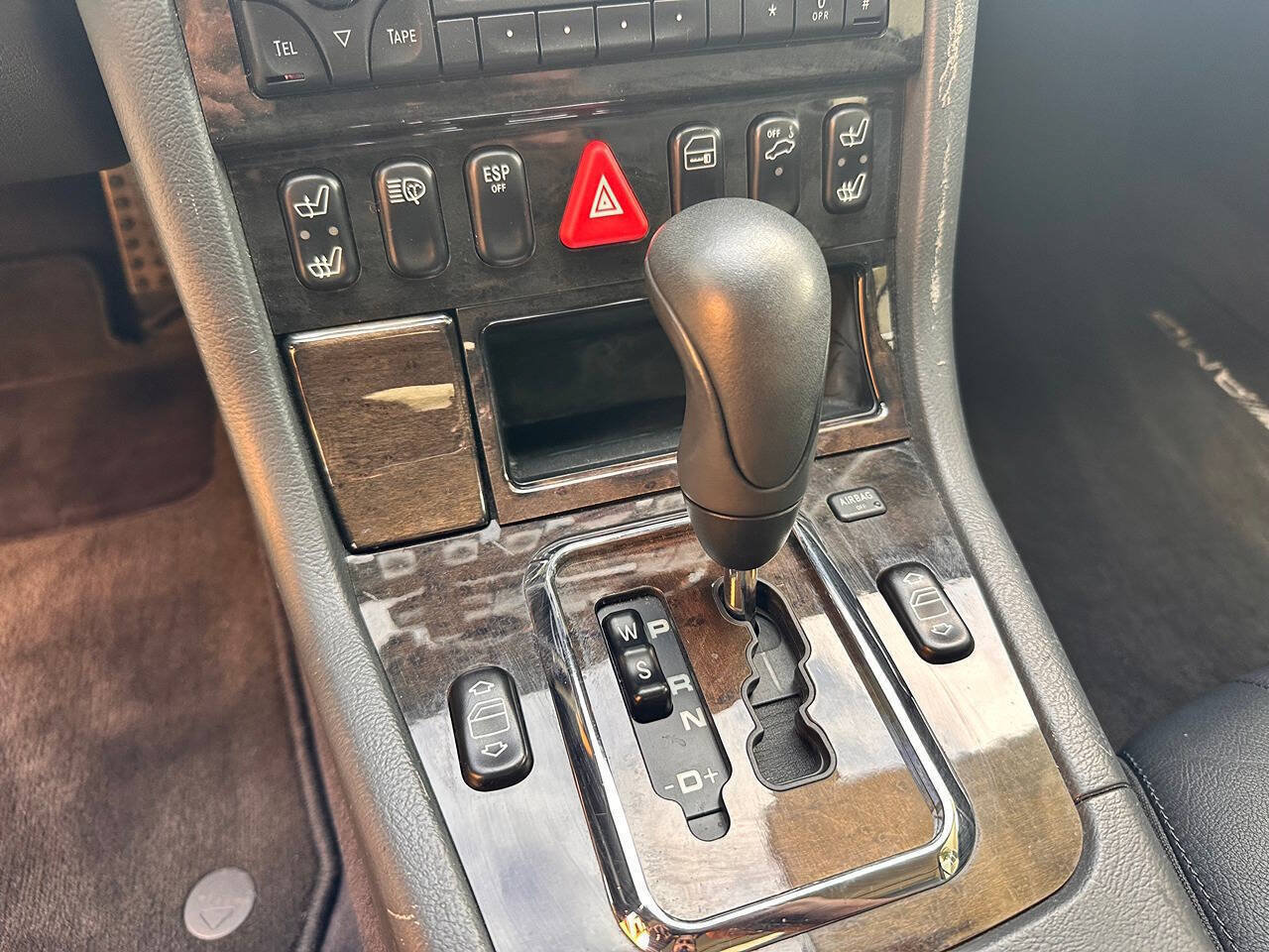 Used 2003 Mercedes-Benz SLK 32 AMG image 17