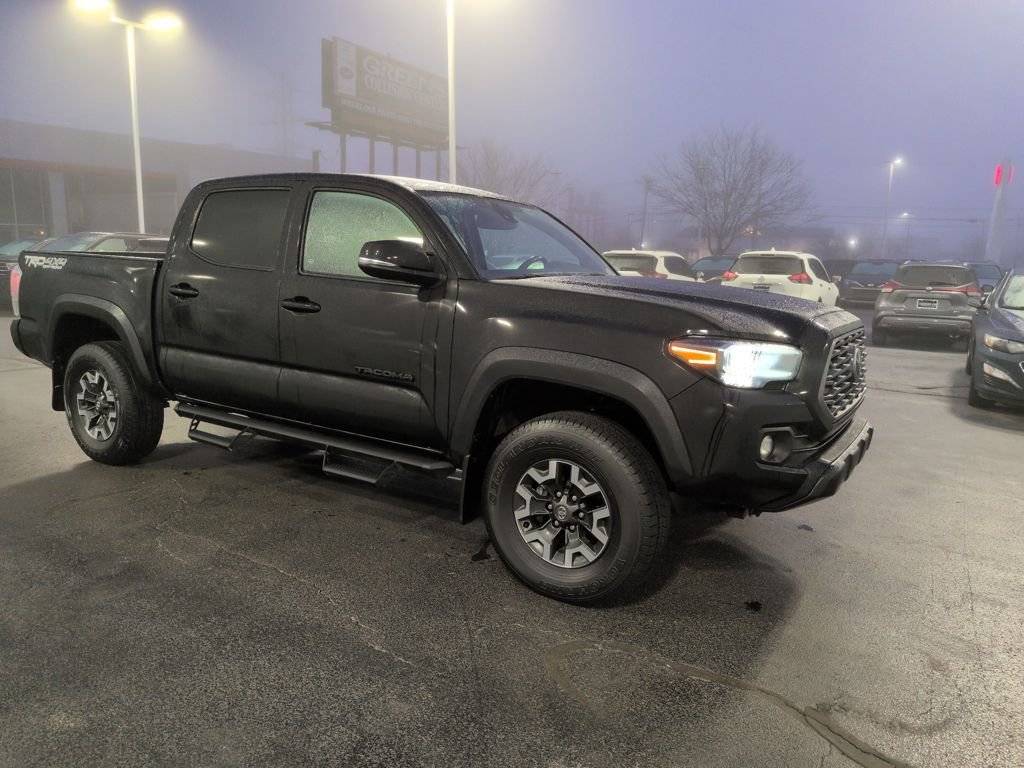 Used 2023 Toyota Tacoma TRD Off-Road w/ Technology Package AWD/4WD image 7