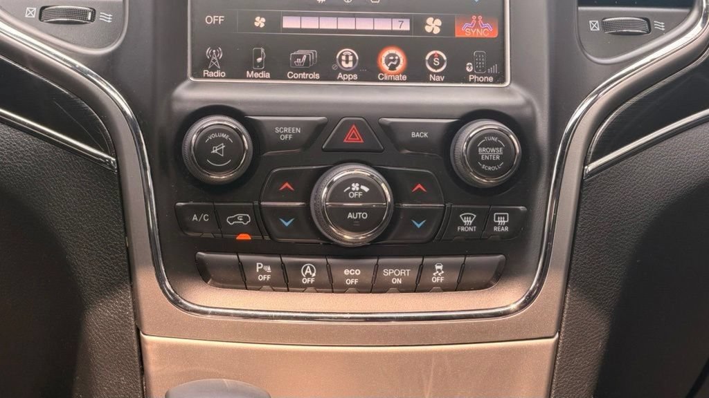 Used 2017 Jeep Grand Cherokee Trailhawk AWD/4WD image 8