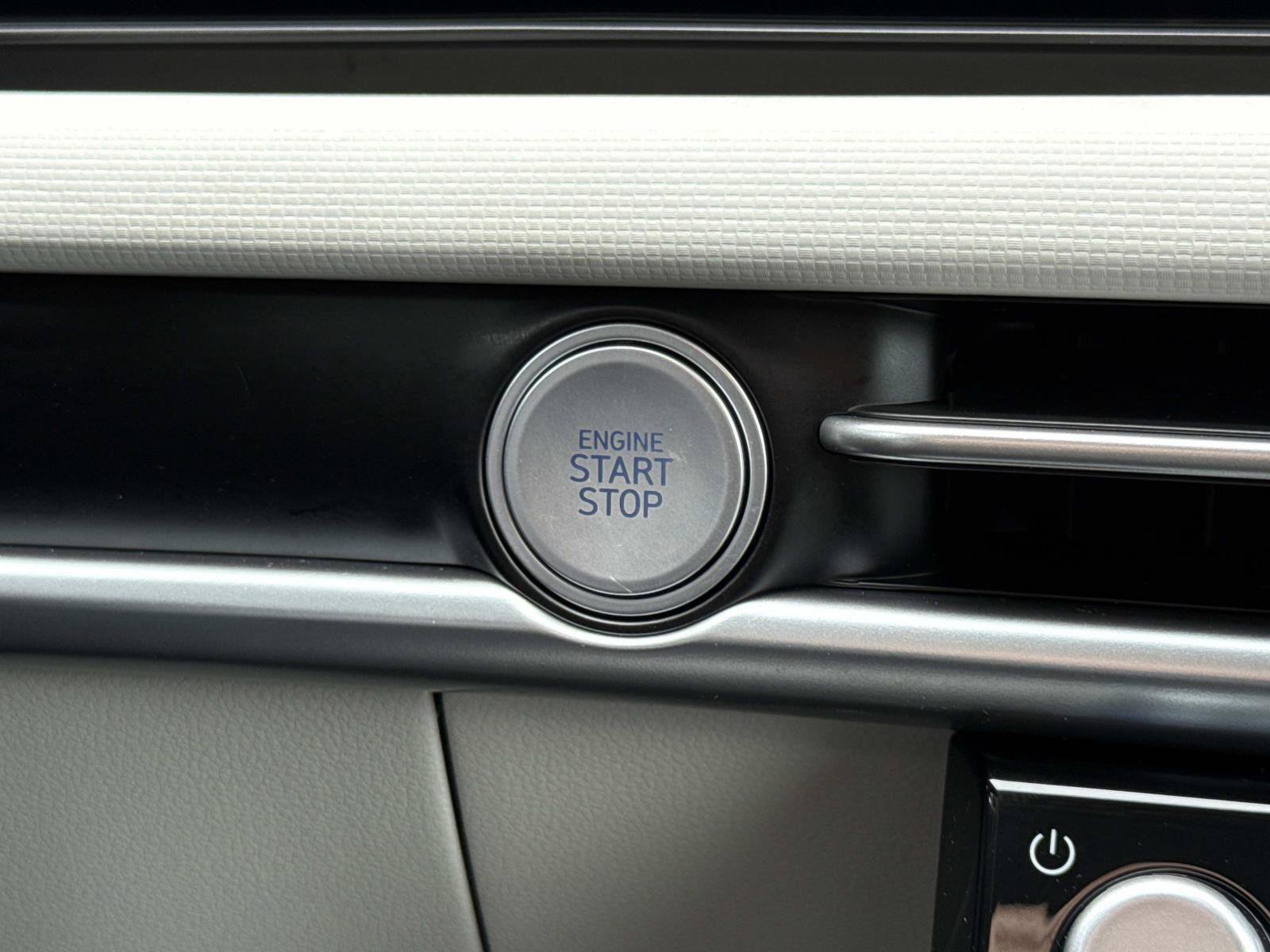 Certified 2026 Hyundai Tucson SEL FWD image 11