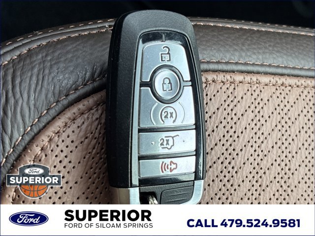 Used 2025 Ford Expedition King Ranch image 49