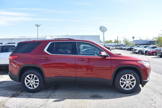 Used 2018 Chevrolet Traverse LT AWD/4WD image 2