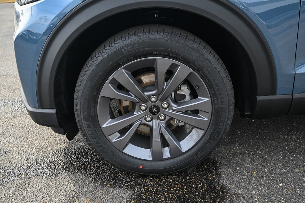 New 2026 Ford Explorer Active w/ Active Comfort Package image 12