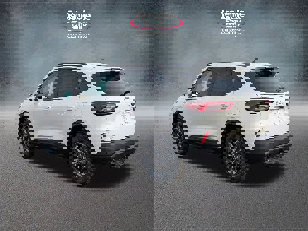 New 2025 Ford Escape ST-Line Elite w/ Tech Pack #1 image 8