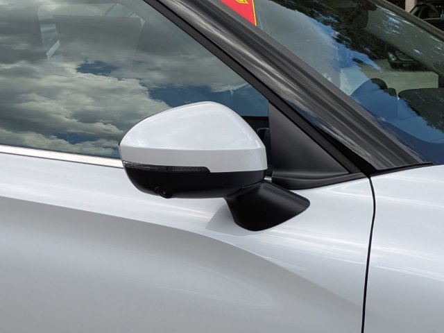 New 2026 Mitsubishi Outlander SE FWD image 12