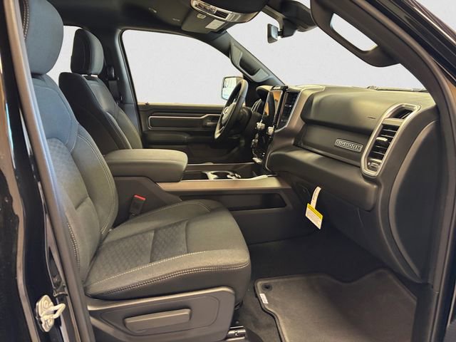 New 2026 RAM 1500 4x4 Crew Cab image 16