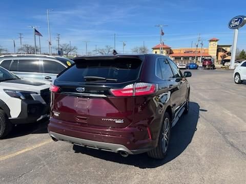 Used 2019 Ford Edge Titanium w/ Equipment Group 301A image 3