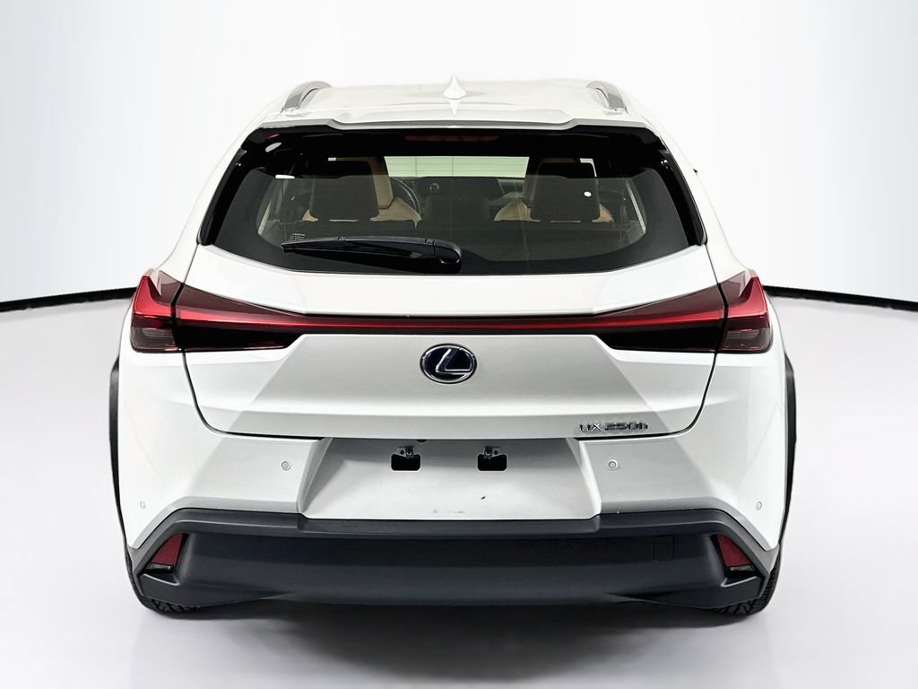 Used 2022 Lexus UX 250h w/ Accessory Package (Z2) AWD/4WD image 6