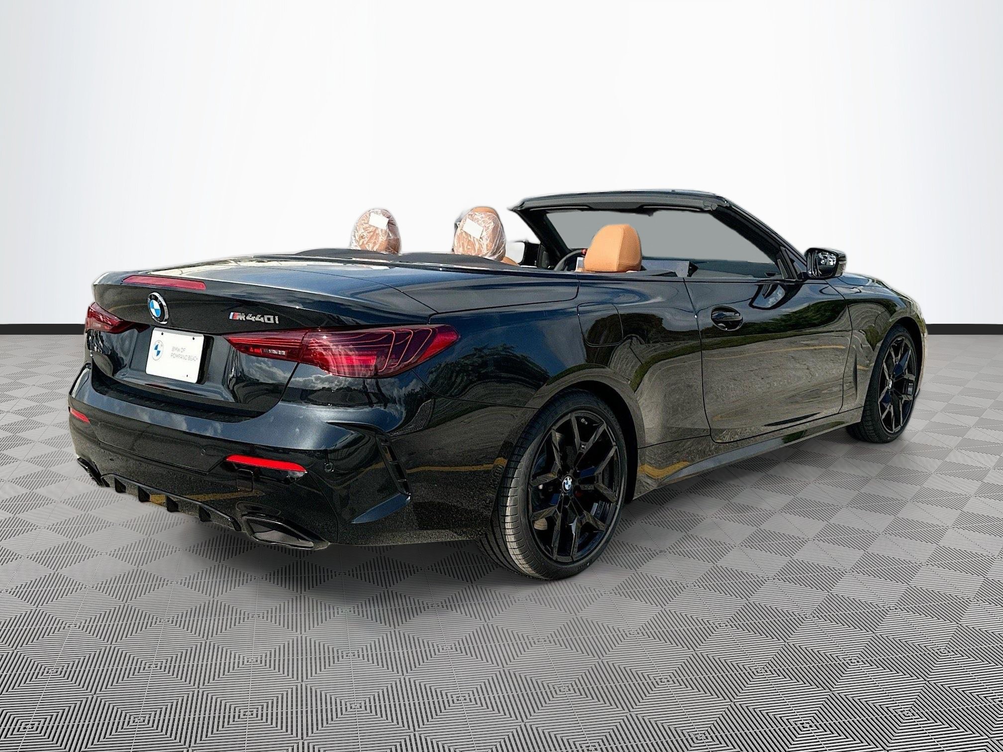 New 2026 BMW M440i Convertible w/ Premium Package RWD image 6