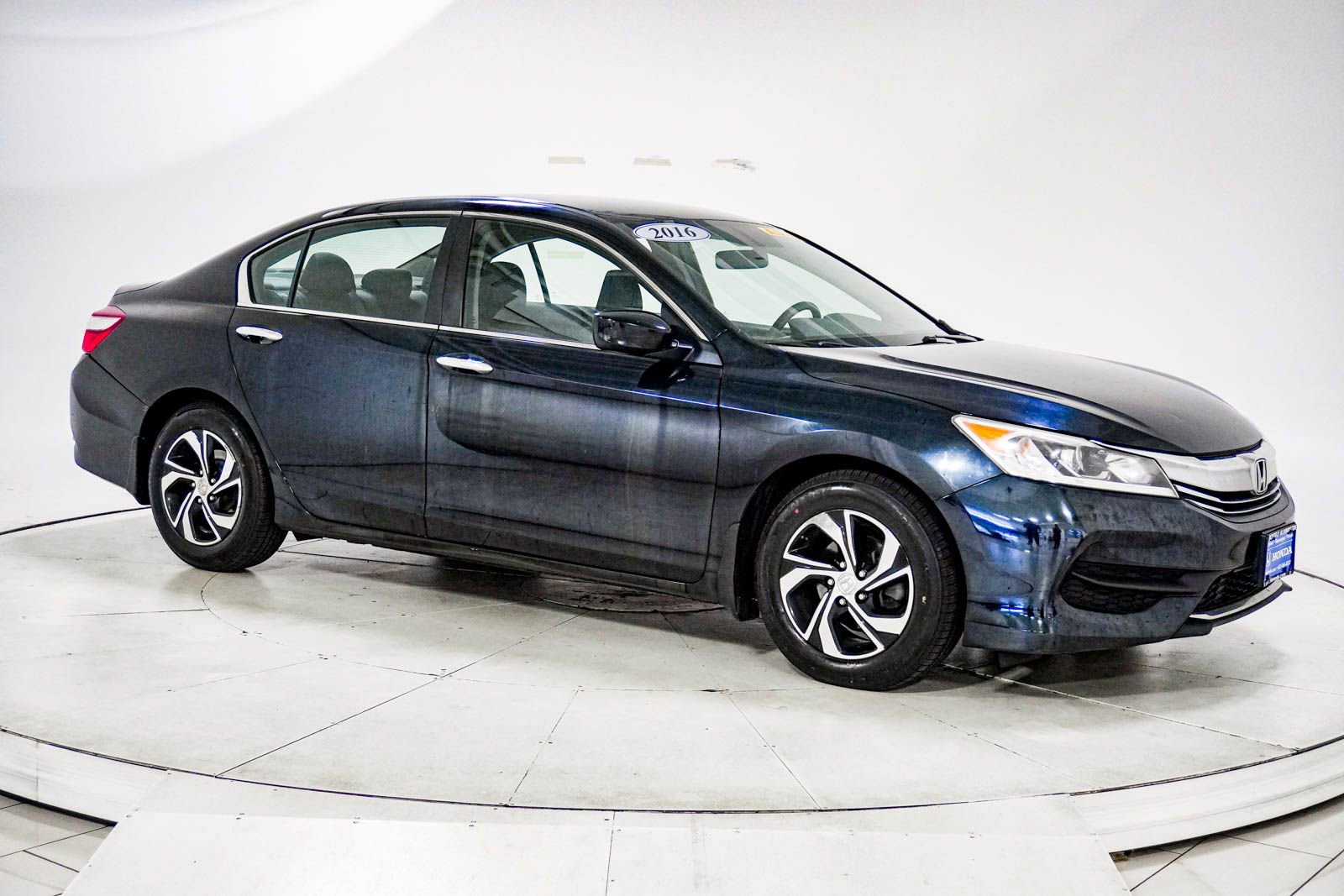 Used 2016 Honda Accord LX image 11