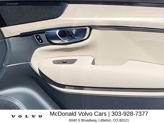 Used 2026 Volvo XC90 B6 Plus w/ Protection Package Premier AWD/4WD image 18